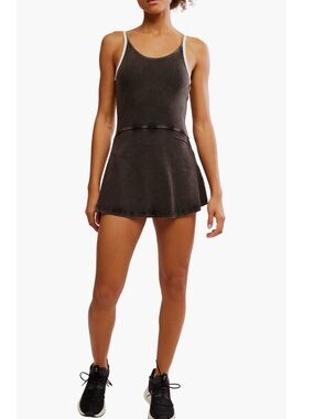9135. Free People Hot Shot Skortsie